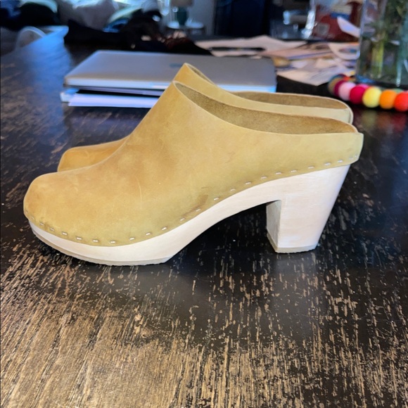 BRYR High Heeled Clogs - Fennel - Picture 2 of 9